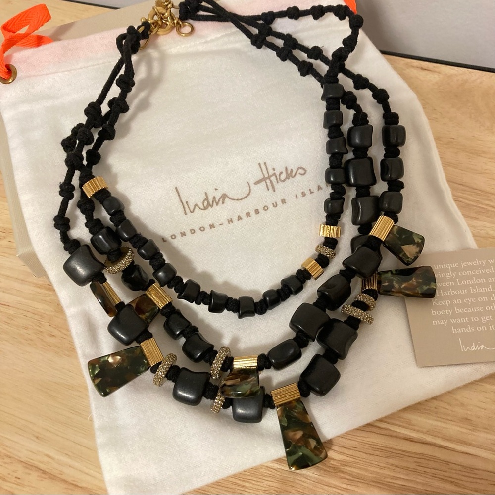 India Hicks Drawing Room Necklace Black/Camo NIB Retired Item HTF - Picture 1 of 7
